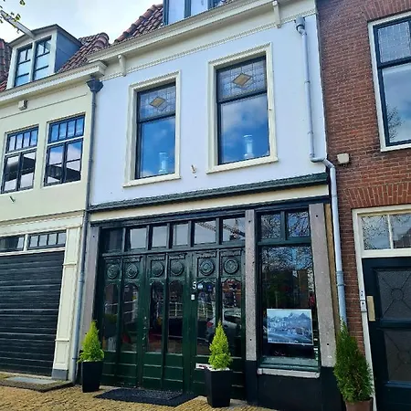 Luttik No 5 Appartement *